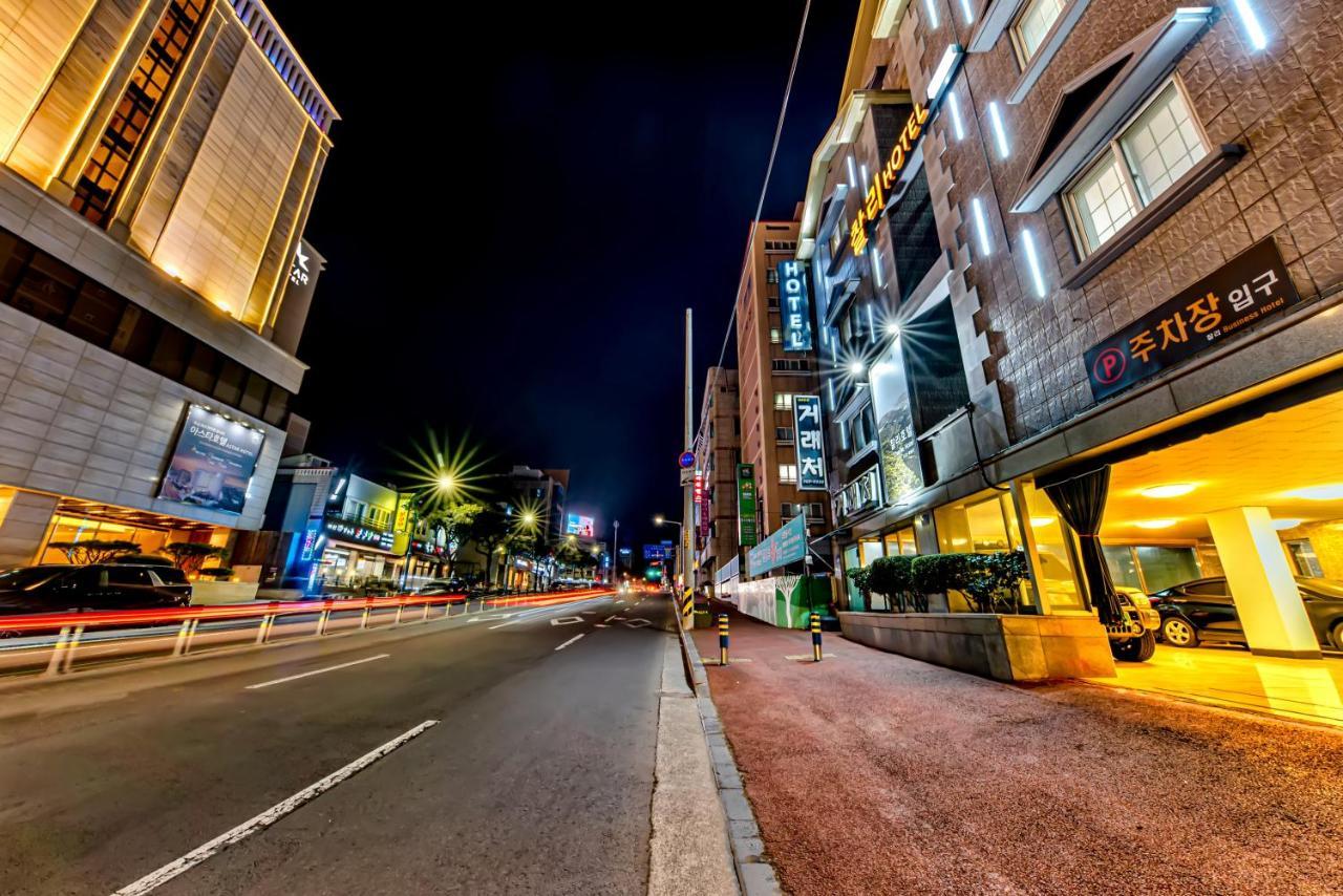 Charlie Hotel Jeju Luaran gambar