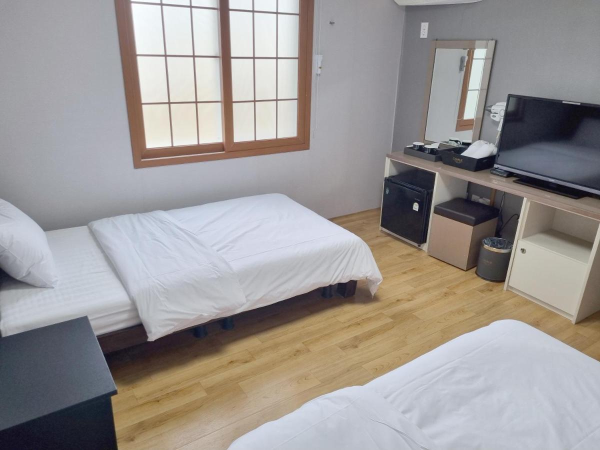Charlie Hotel Jeju Luaran gambar