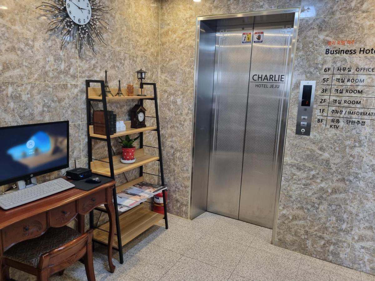Charlie Hotel Jeju Luaran gambar