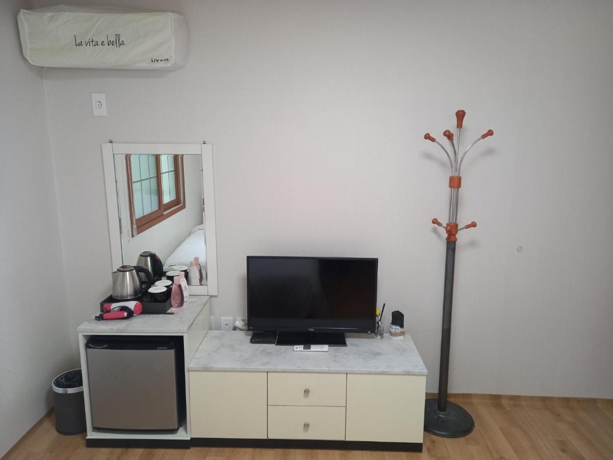 Charlie Hotel Jeju Luaran gambar